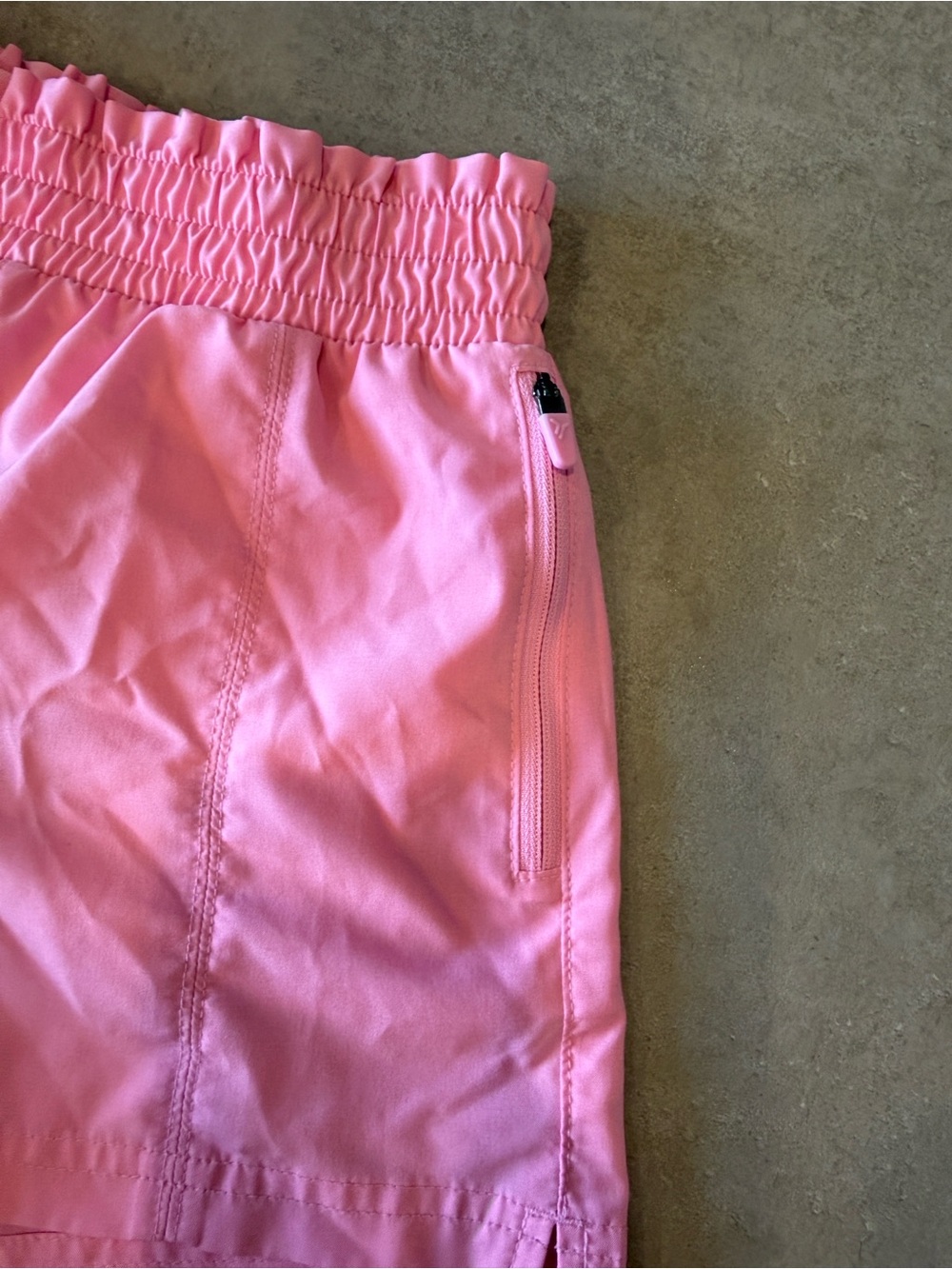 Girl’s Old Navy Pink Elastic-Waist Casual Shorts - Picture 2 of 4